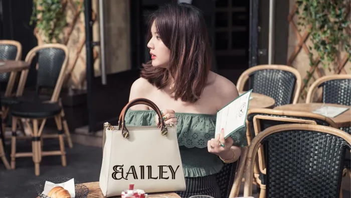 Bailey articles de mode importés d'Europe et livrés chez vous